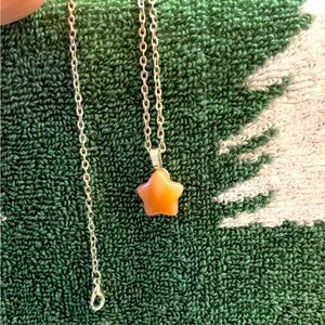 Sparkling sunstone star crystal pendant with chain